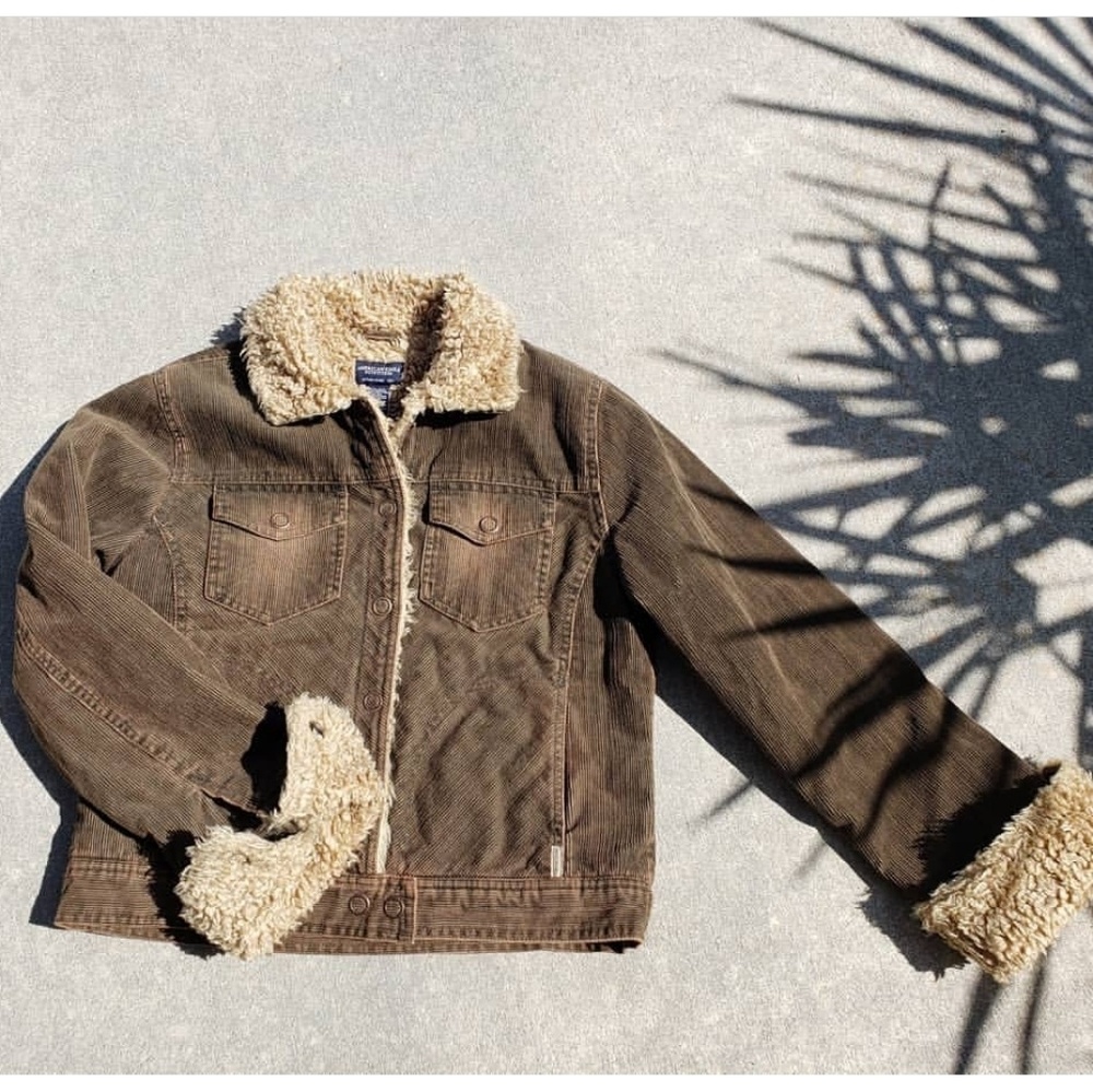 Cordaroy American Eagle Fuzzy lined Jacker